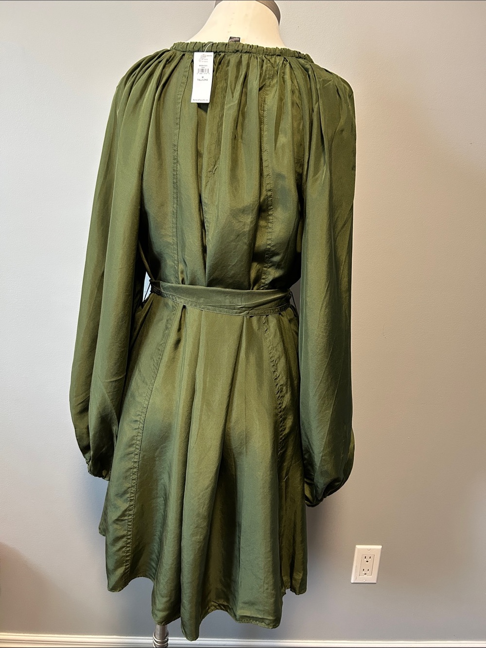 Banana Republic Olive Green Silk Dress NWT - Picture 3 of 13
